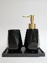Set de baño negro dorado mate .webp